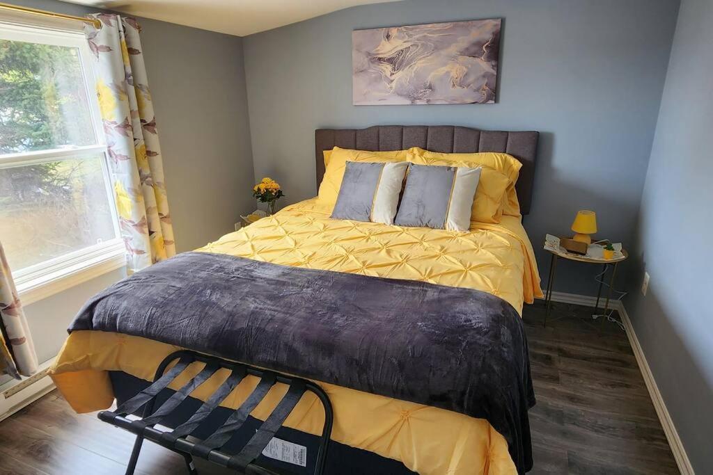 Family Ties Vacation Home - Rossy House Twillingate Eksteriør billede
