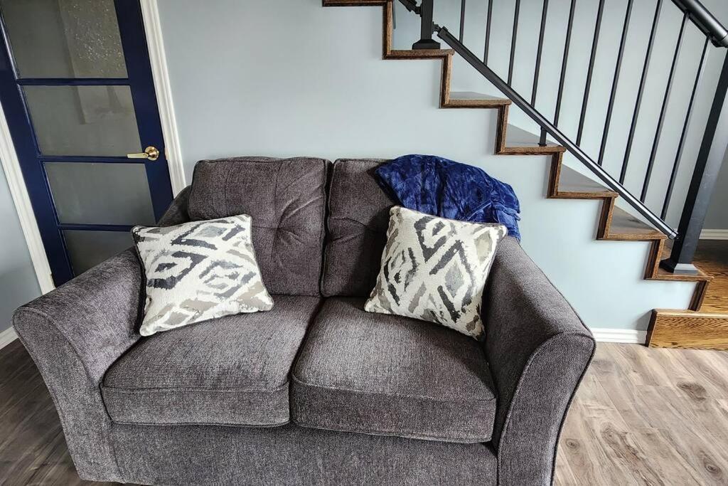 Family Ties Vacation Home - Rossy House Twillingate Eksteriør billede